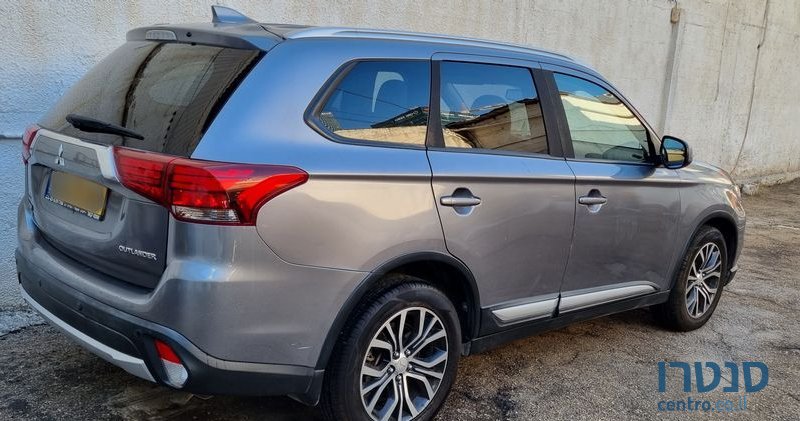 2018' Mitsubishi Outlander מיצובישי אאוטלנדר photo #3