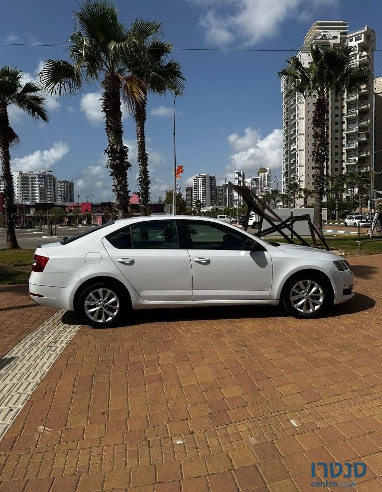2020' Skoda Octavia סקודה אוקטביה photo #6