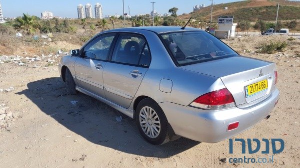 2008' Mitsubishi Lancer photo #2