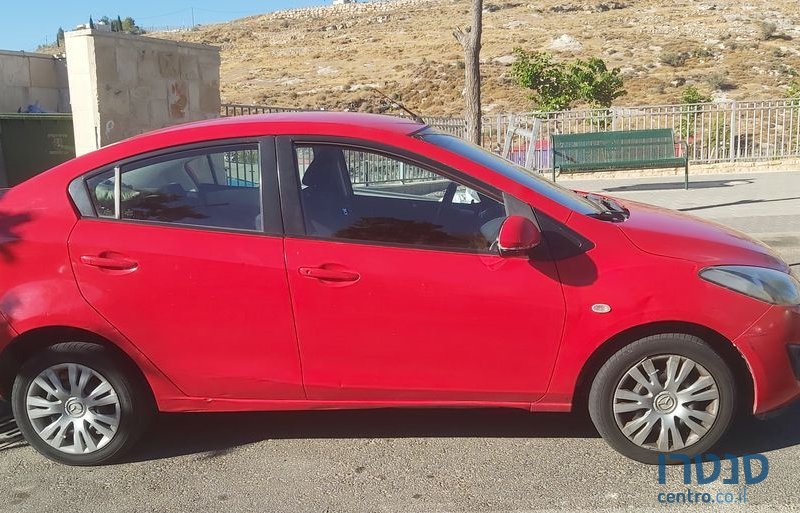 2011' Mazda 2 מאזדה photo #2