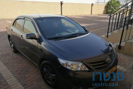 2010' Toyota Corolla סאן ‏1600 photo #2