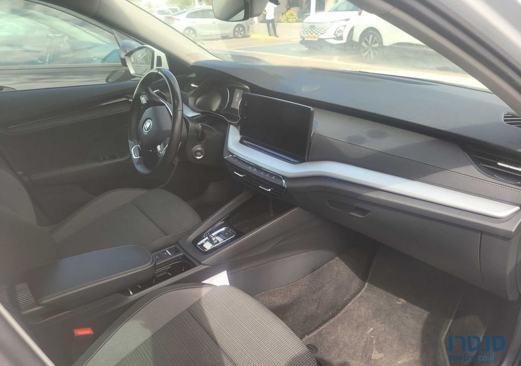 2021' Skoda Octavia סקודה אוקטביה photo #4