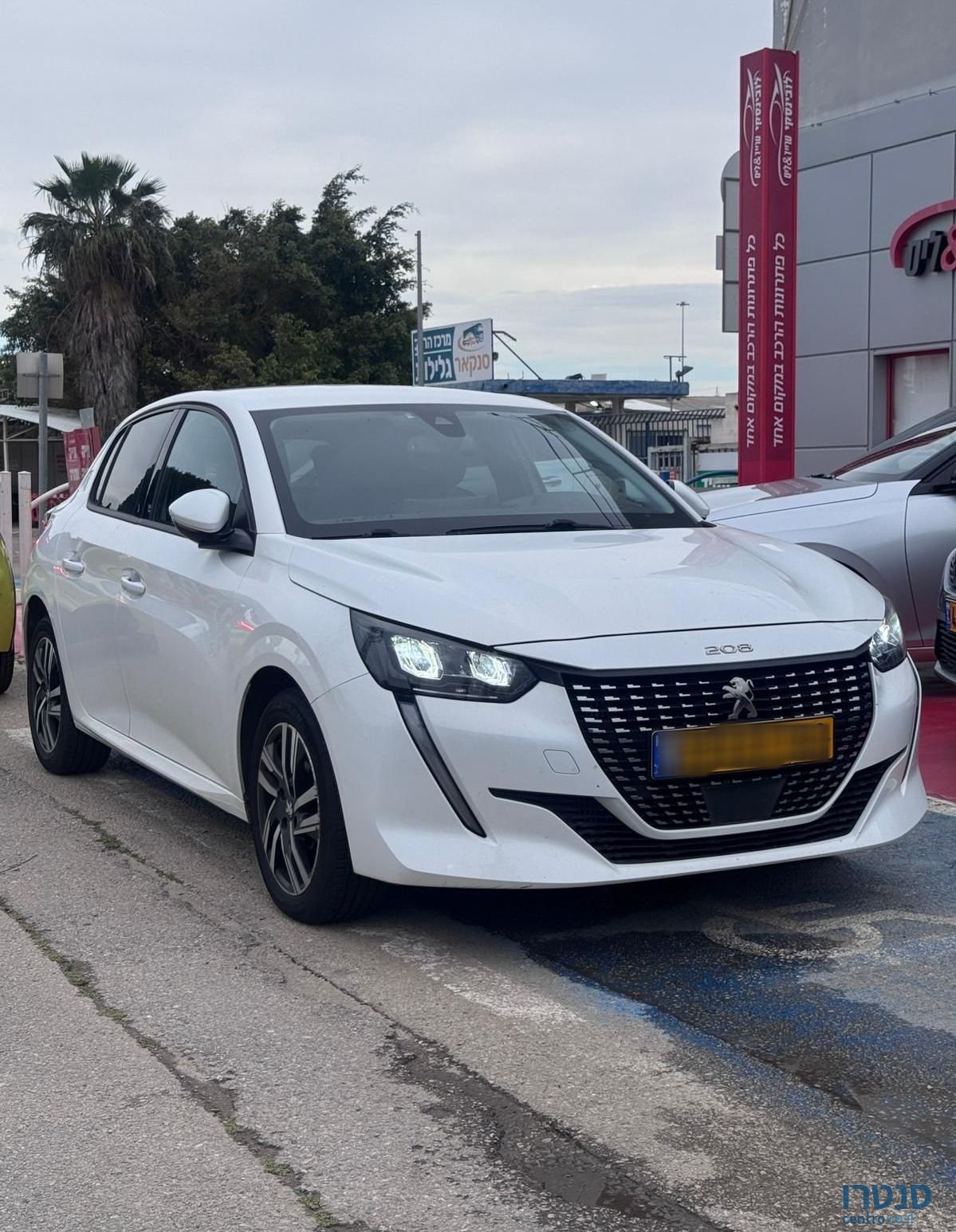 2021' Peugeot 208 פיג'ו photo #2