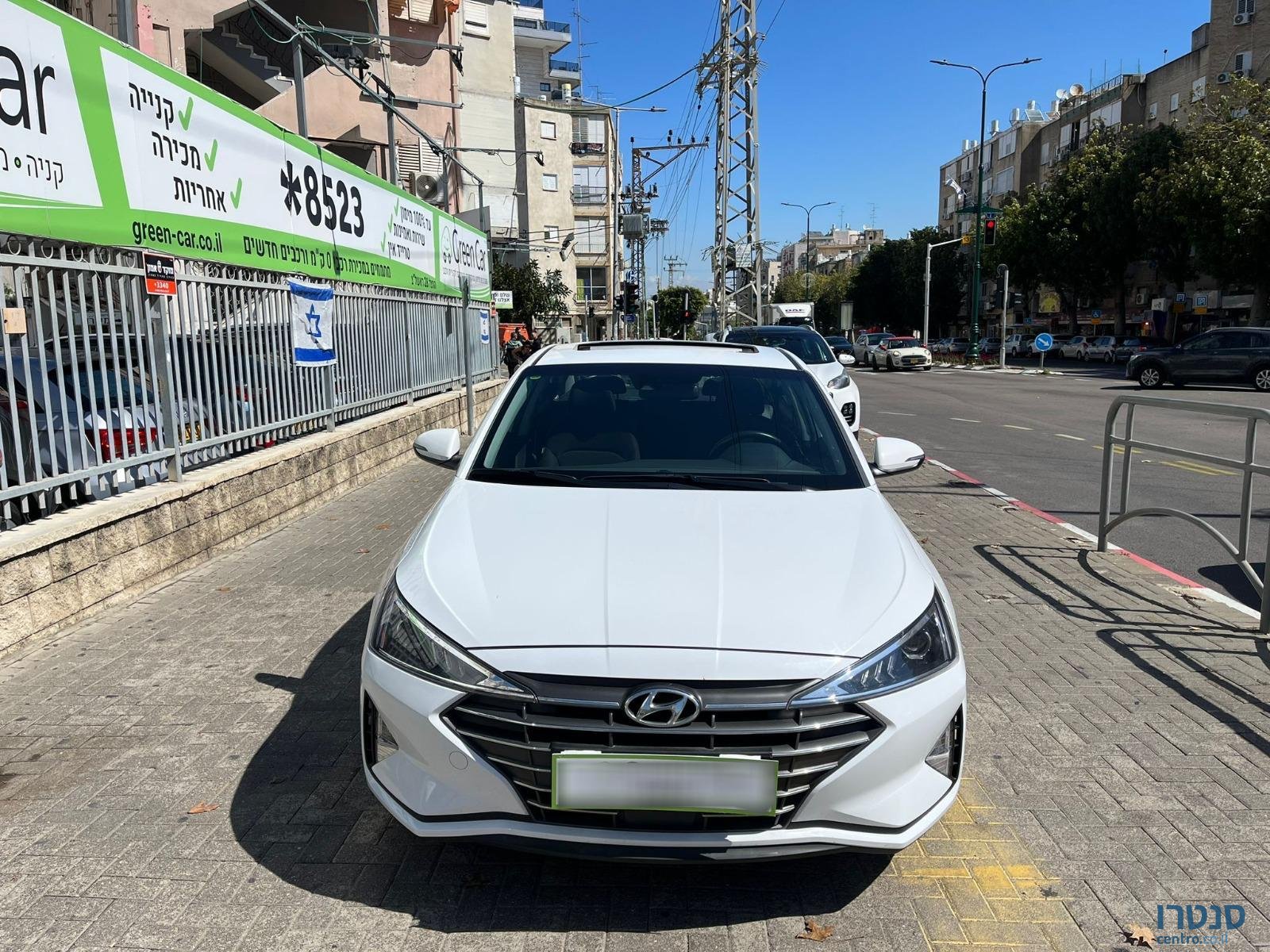 2019' Hyundai Elantra photo #3