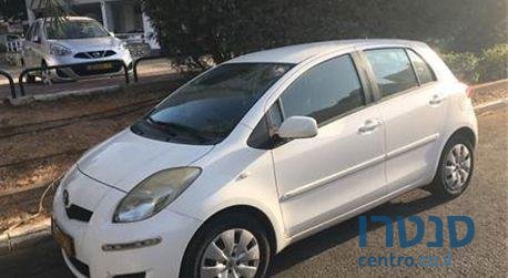 2010' Toyota Yaris טויוטה יאריס photo #1