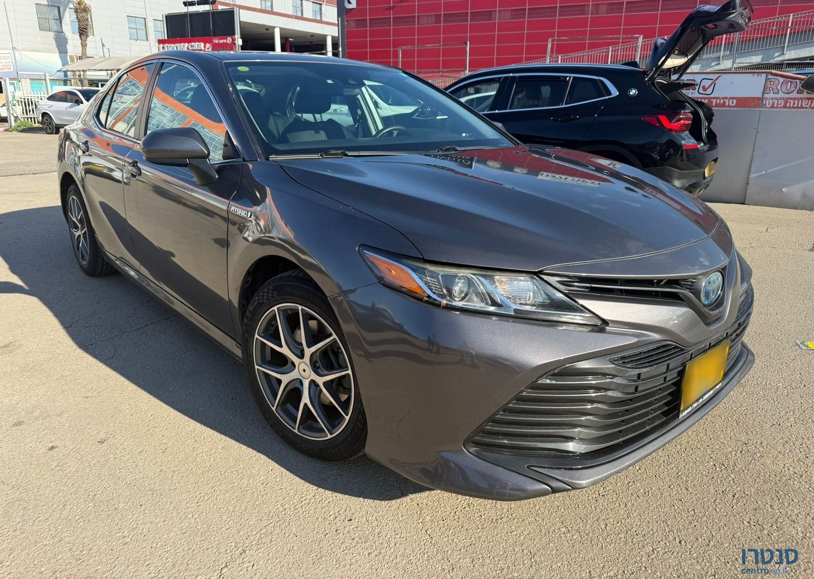 2020' Toyota Camry טויוטה קאמרי photo #3