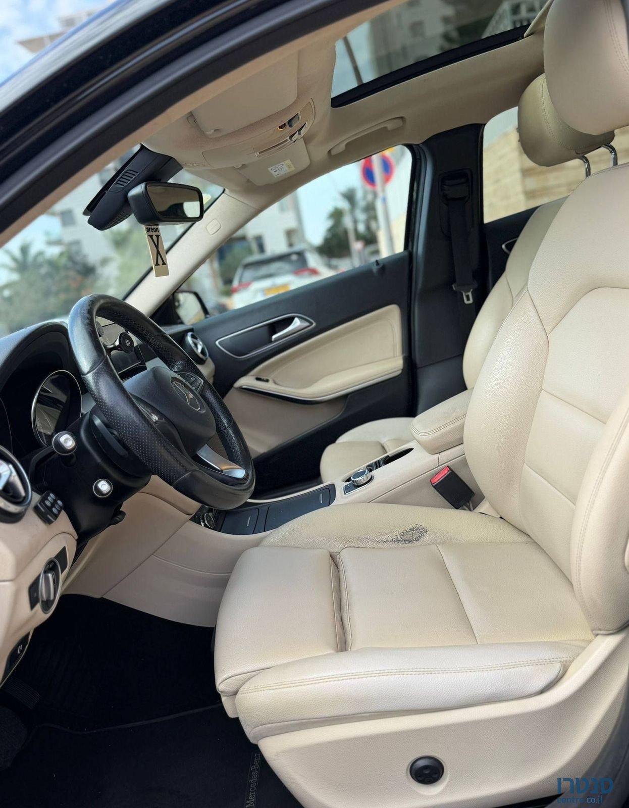 2017' Mercedes-Benz GLA מרצדס-בנץ photo #3