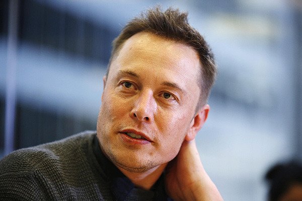 Elon Musk Doesn't Think Google Will Compete With Tesla - But Apple Could