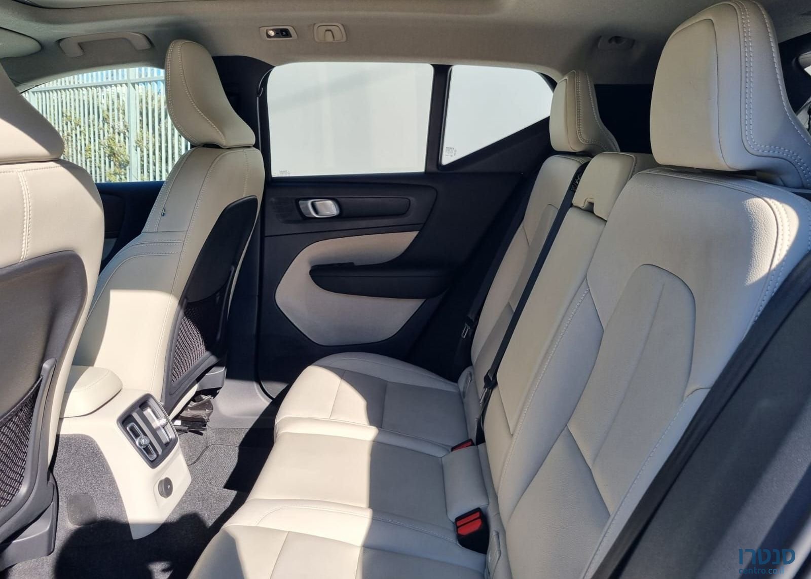 2021' Volvo XC40 וולוו photo #6