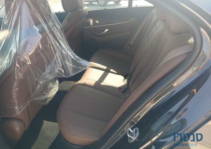 2022' Mercedes-Benz E-Class מרצדס-בנץ photo #5