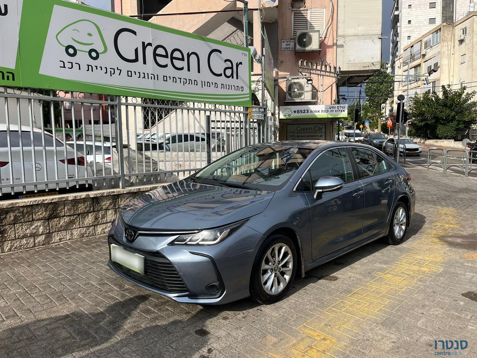 2022' Toyota Corolla photo #2