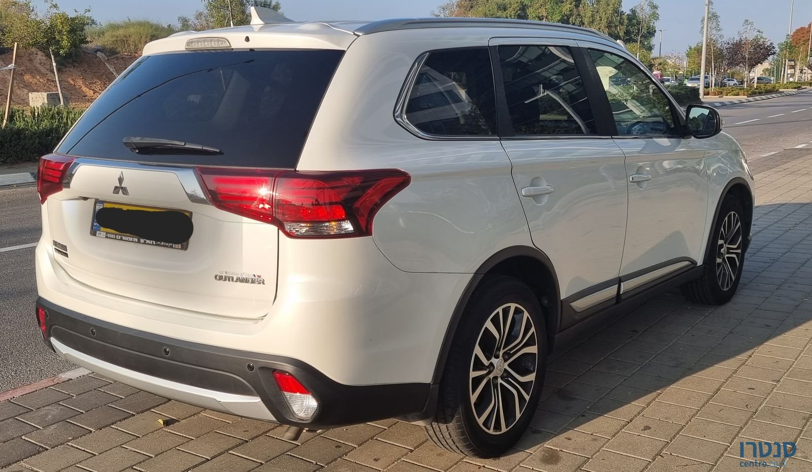 2018' Mitsubishi Outlander מיצובישי אאוטלנדר photo #2