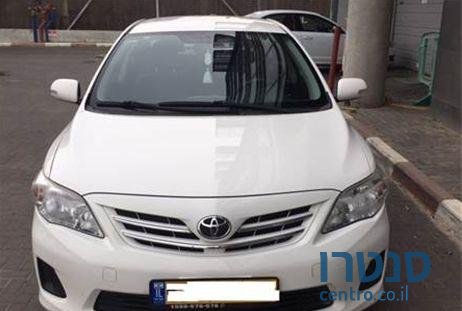 2013' Toyota Corolla טויוטה קורולה photo #1