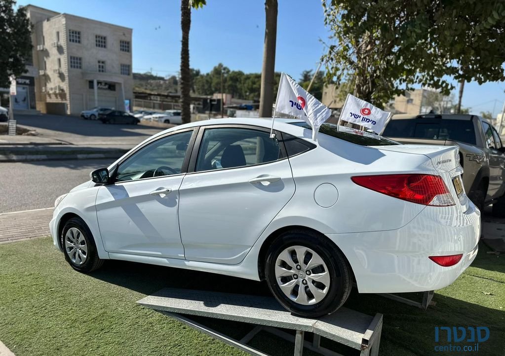 2017' Hyundai i25 יונדאי אקסנט photo #3