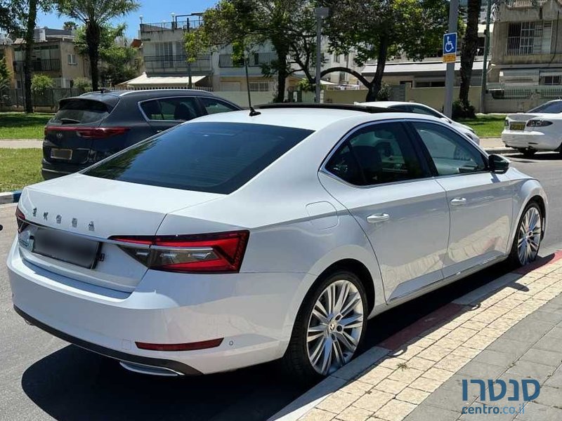 2020' Skoda Superb סקודה סופרב photo #5