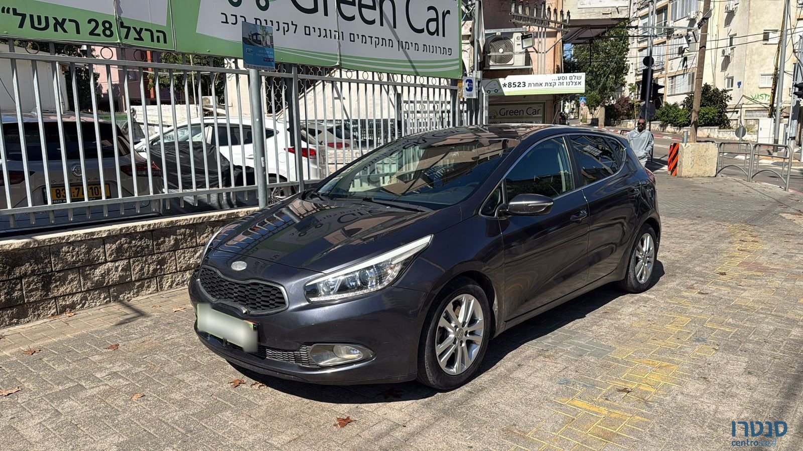 2013' Kia Ceed photo #1