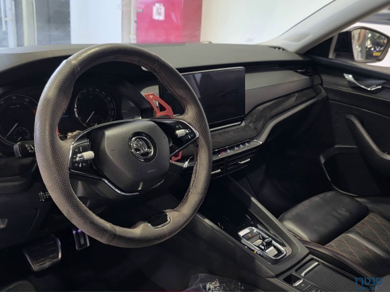 2021' Skoda Octavia photo #6