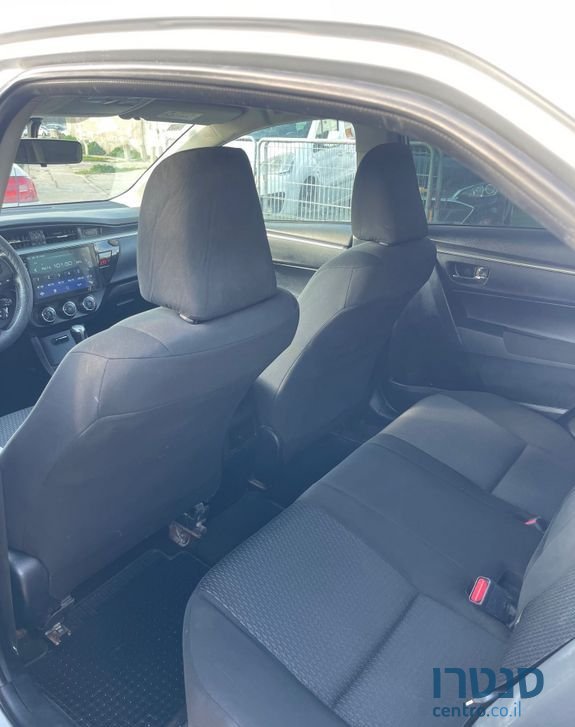 2015' Toyota Corolla טויוטה קורולה photo #2