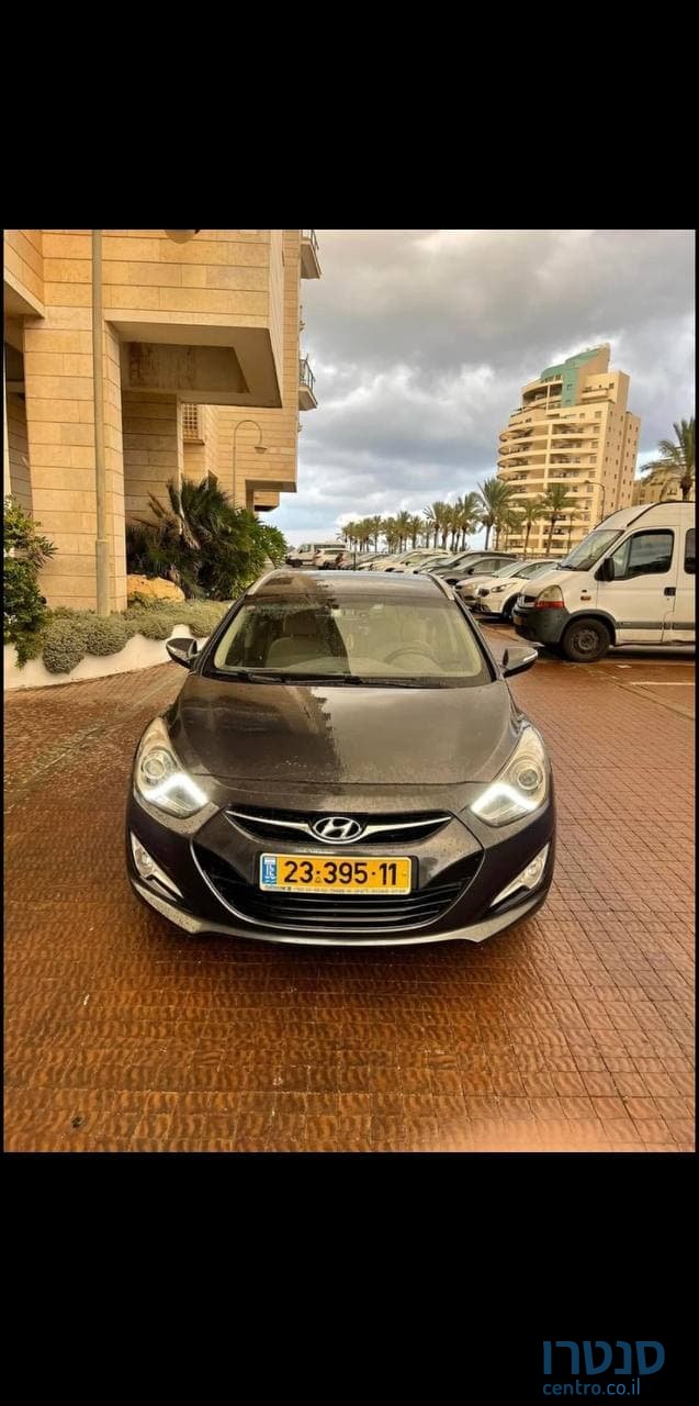 2013' Hyundai i40 photo #2