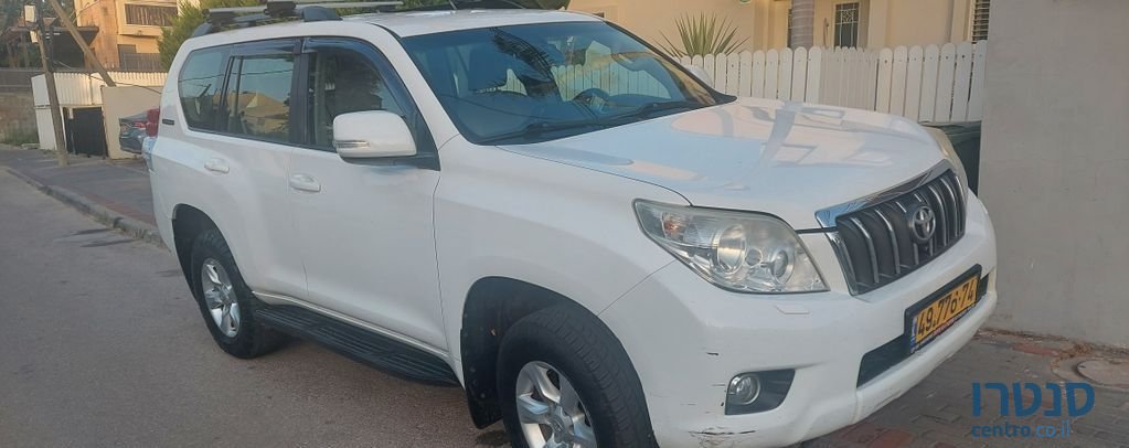 2011' Toyota Land Cruiser טויוטה לנד קרוזר photo #1