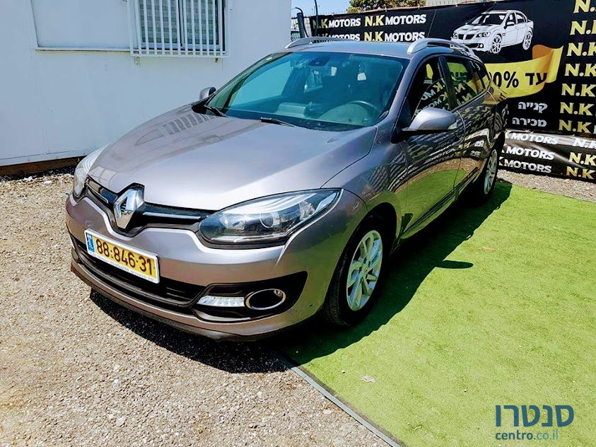 2014' Renault Megane photo #1