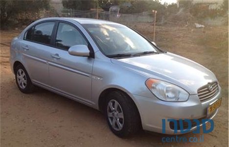 2008' Hyundai Accent photo #1
