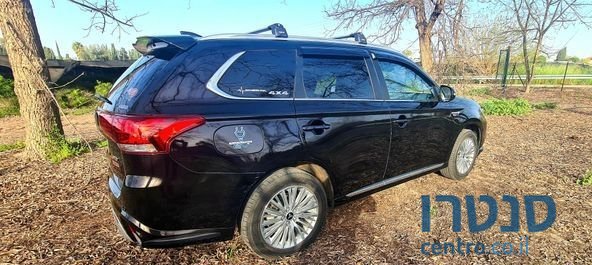 2020' Mitsubishi Outlander מיצובישי אאוטלנדר photo #3