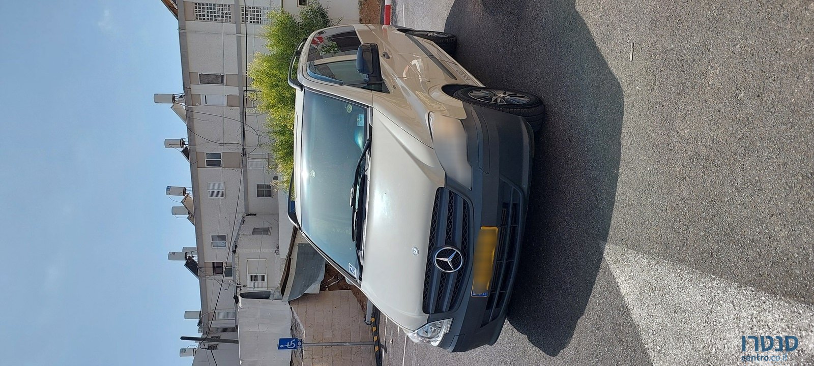 2013' Mercedes-Benz Vito W639 photo #1