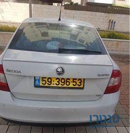 2014' Skoda Rapid סקודה ראפיד photo #3