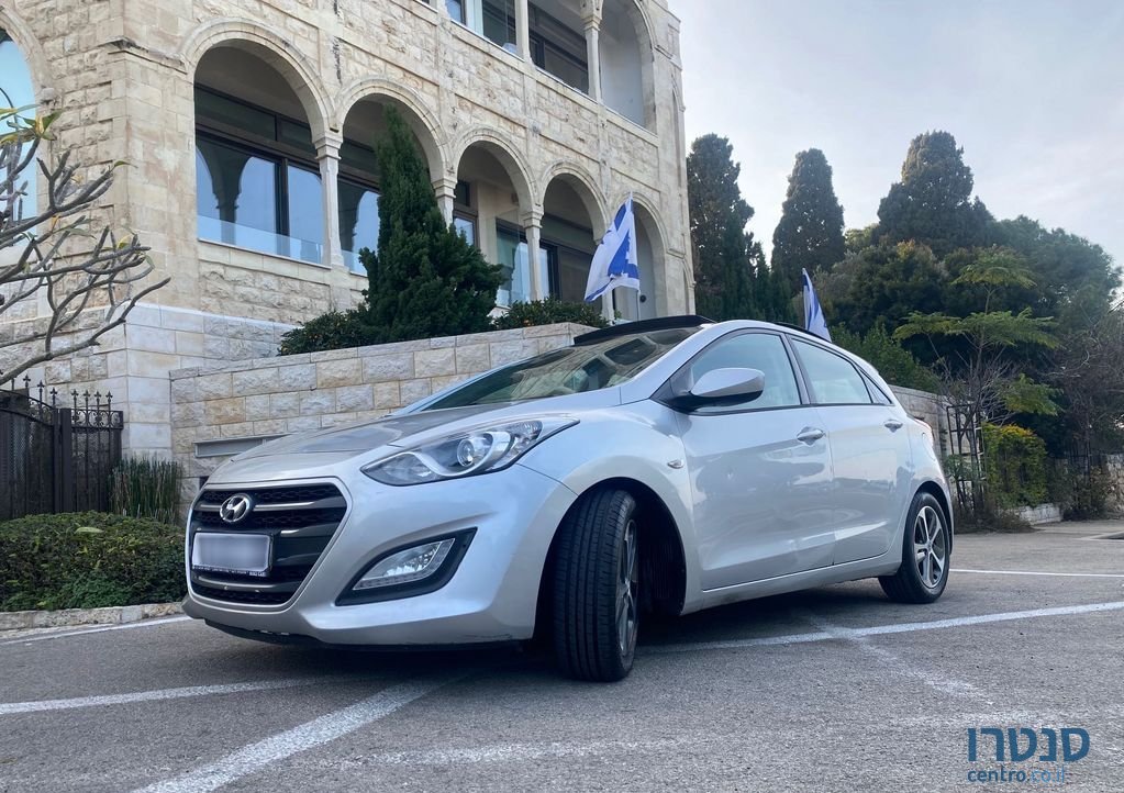 2015' Hyundai i30 יונדאי photo #6