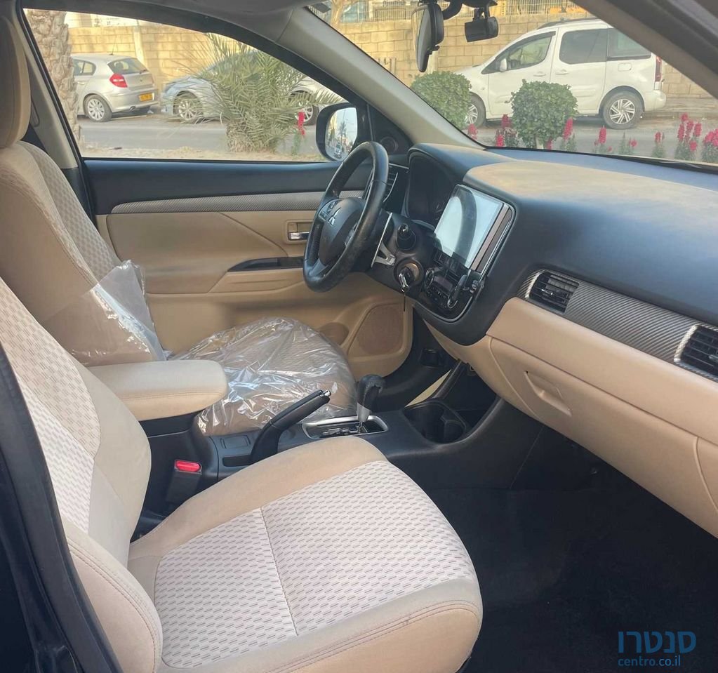 2015' Mitsubishi Outlander מיצובישי אאוטלנדר photo #6