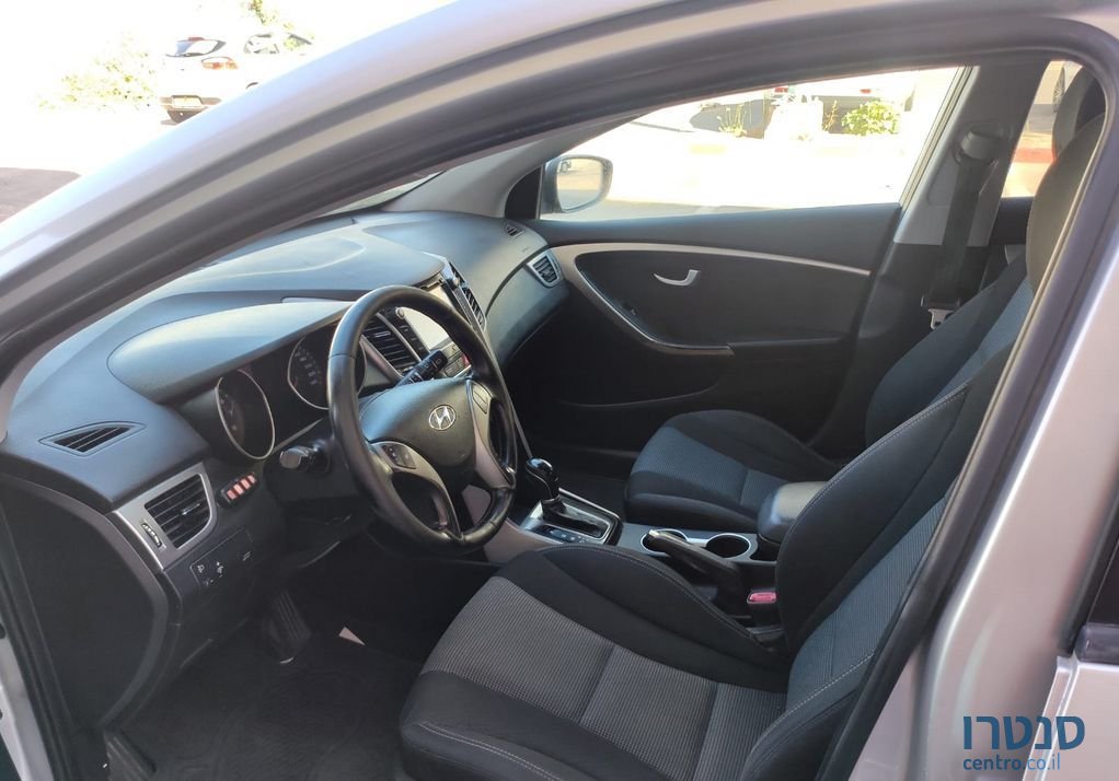 2014' Hyundai i30 יונדאי photo #5