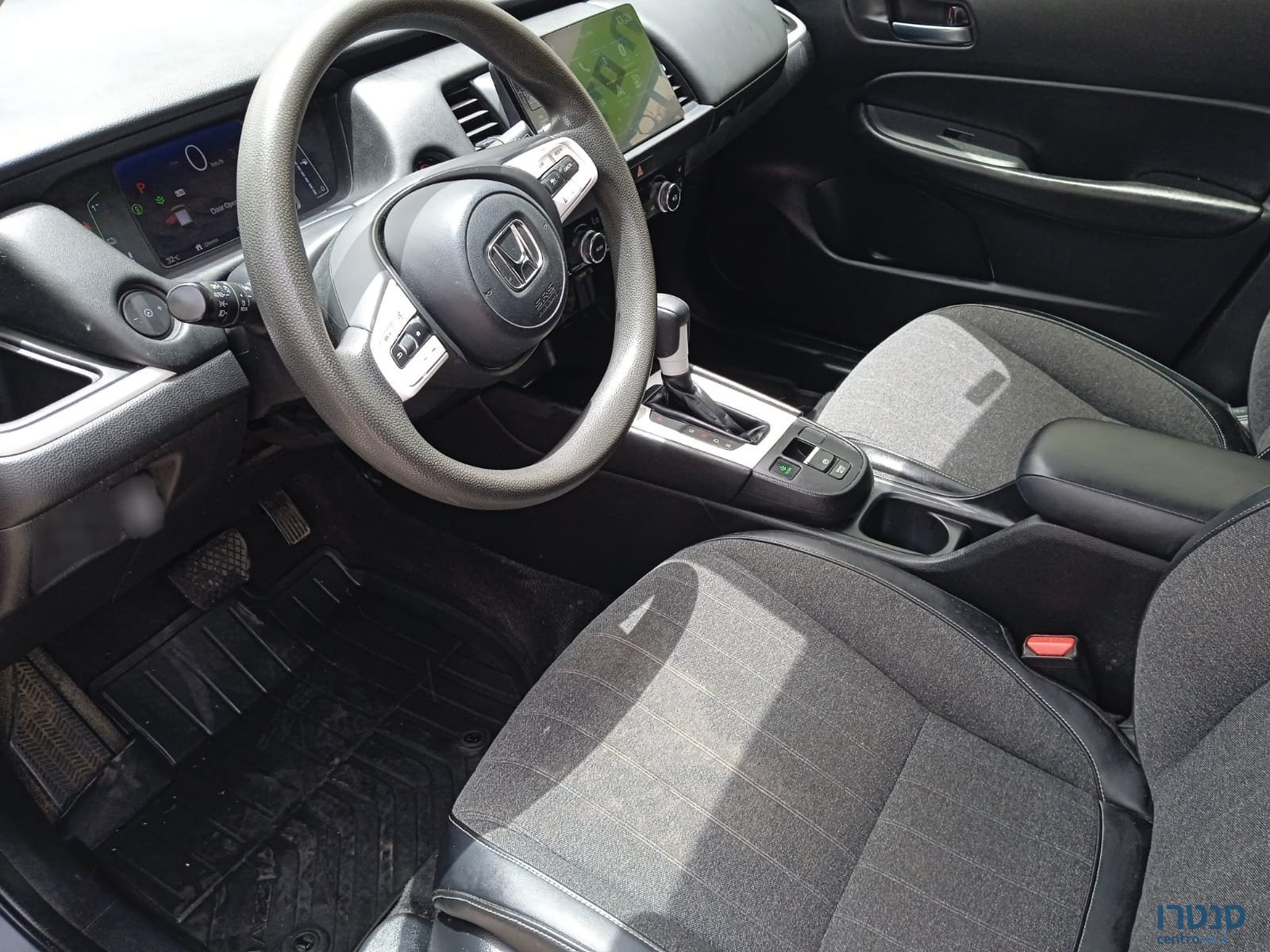 2020' Honda Jazz photo #4