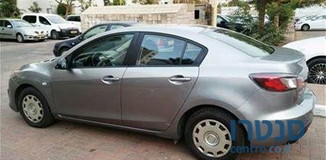 2010' Mazda 3 אקטיב photo #4