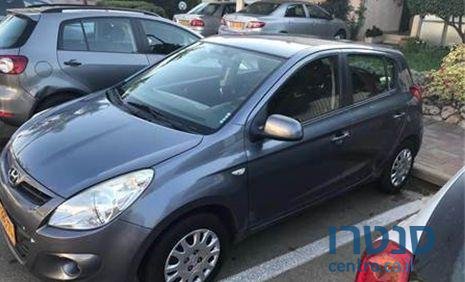 2010' Hyundai i20 יונדאי אינספייר photo #2