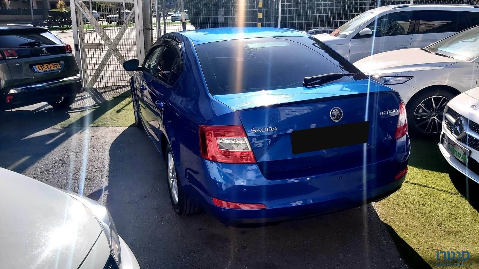 2015' Skoda Octavia photo #4