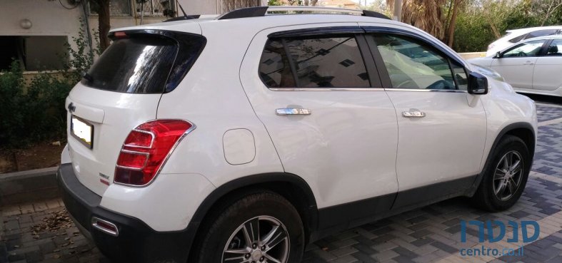 2016' Chevrolet Tracker photo #3