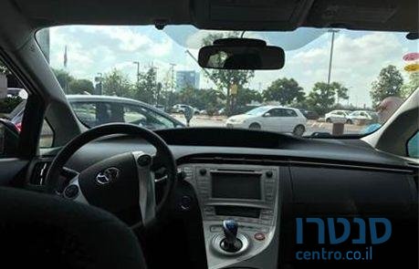 2012' Toyota Prius טויוטה פריוס photo #4