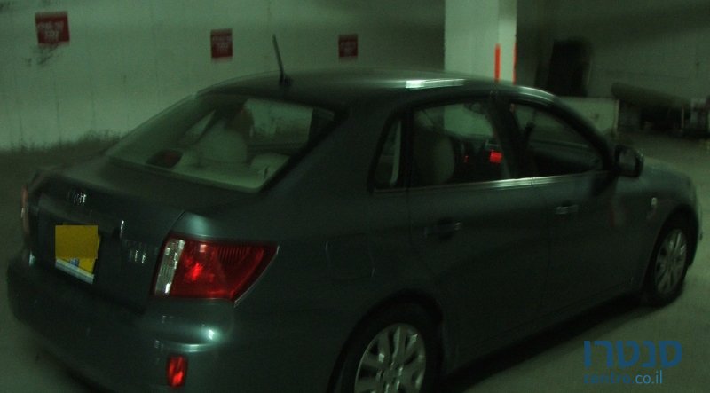 2011' Subaru Impreza photo #2