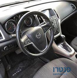 2012' Opel Astra אופל אסטרה photo #2