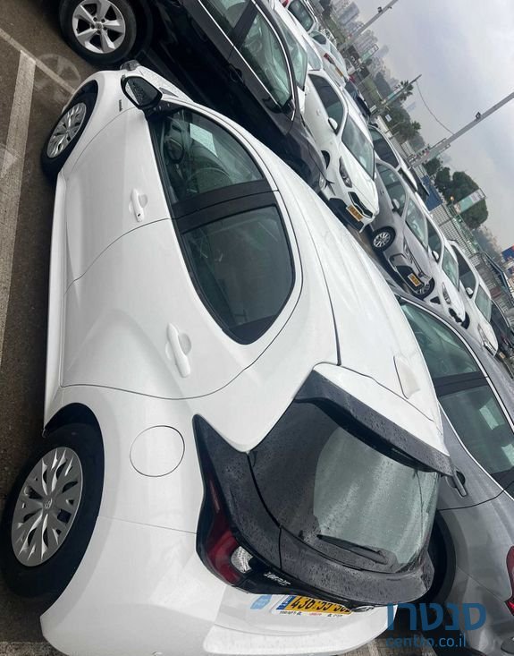 2021' Toyota Yaris טויוטה יאריס photo #3