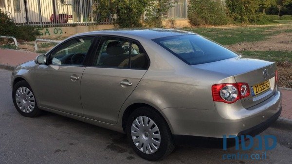 2007' Volkswagen Bora photo #2