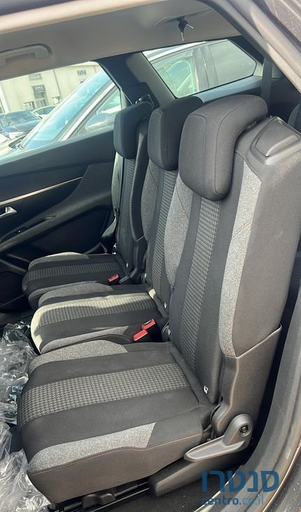 2021' Peugeot 5008 פיג'ו photo #4