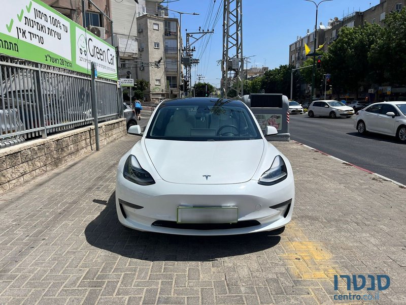 2021' Tesla Model 3 photo #3