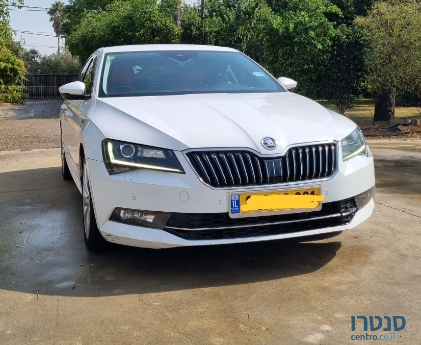 2019' Skoda Superb סקודה סופרב photo #5
