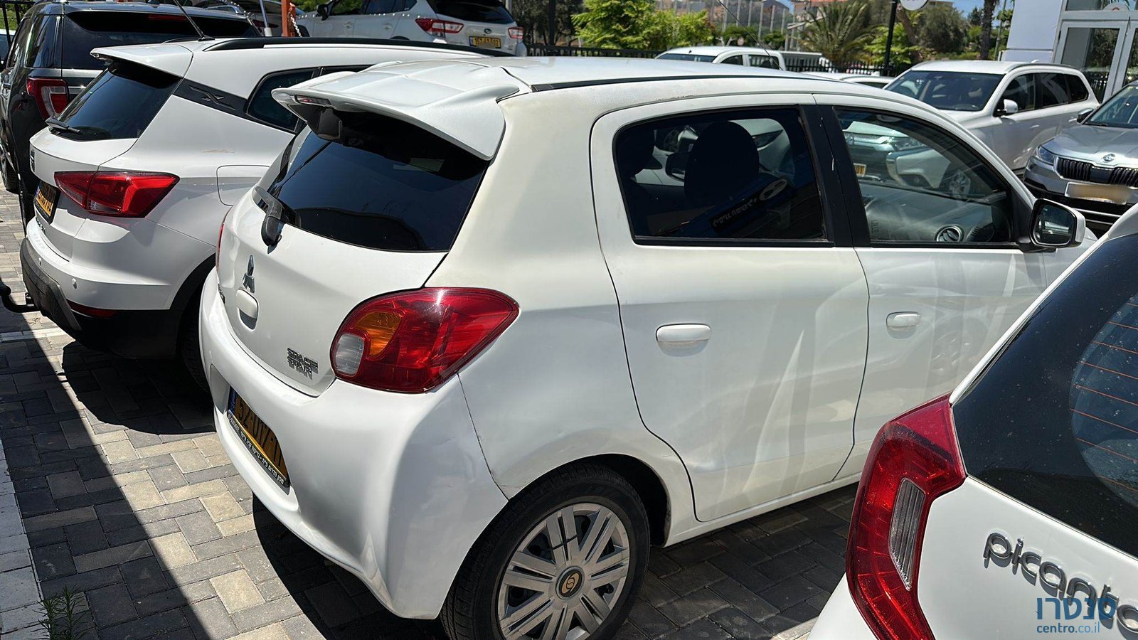 2013' Mitsubishi Space Star photo #3