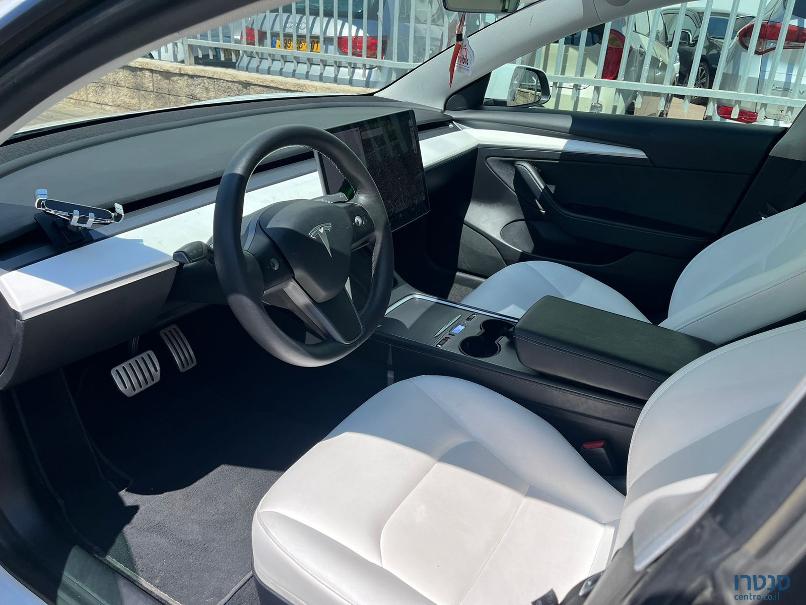 2021' Tesla Model 3 photo #2