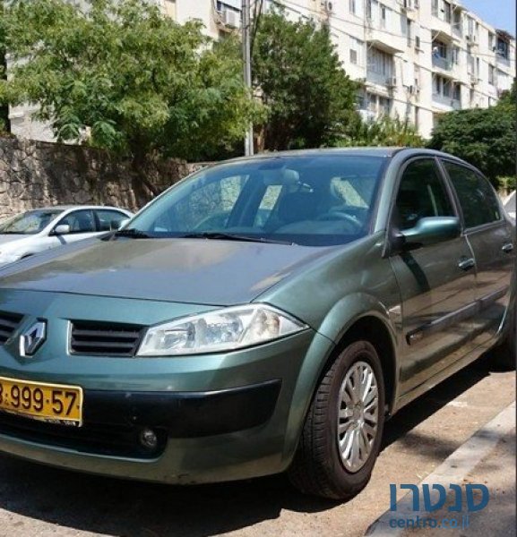 2005' Renault Megane photo #1