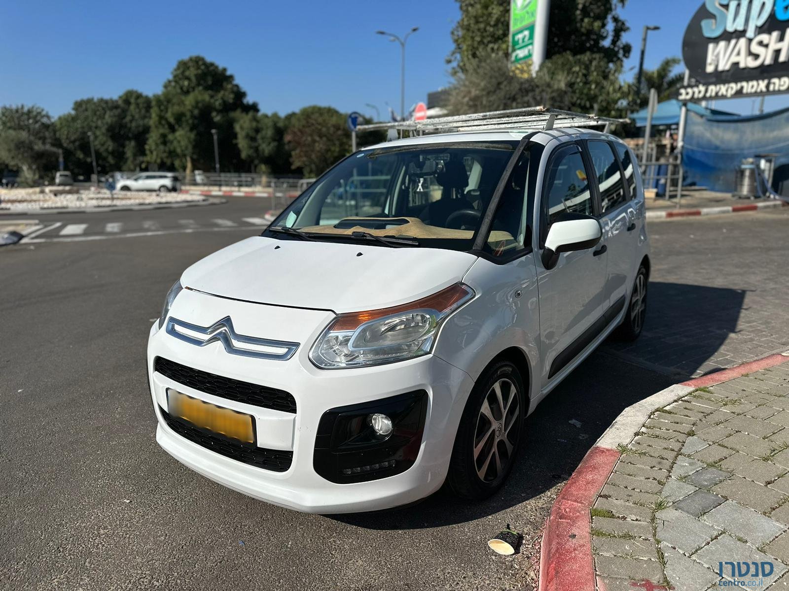 2016' Citroen C3 Picasso photo #1