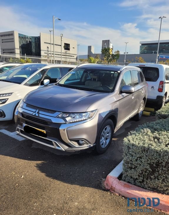 2019' Mitsubishi Outlander מיצובישי אאוטלנדר photo #1